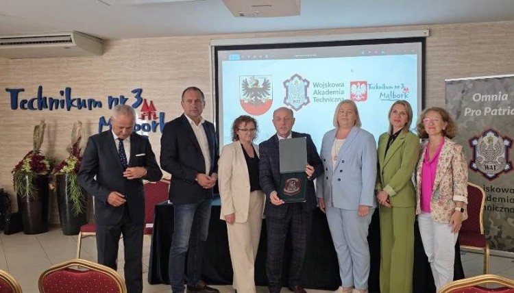 Technikum nr 3 w Malborku rozpoczyna współpracę z Wojskową Akademią…