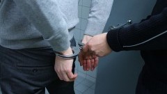 Malbork. Ukrywali się przed policją wpadli na Placu Słowiańskim - 25.03.2017