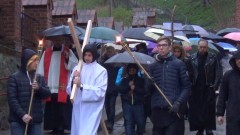 Dzierzgońska Droga Krzyżowa ulicami miasta. Wielkopostne rozważania o grzechu, śmierci i zbawieniu – 12.04.2017