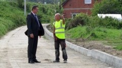 Pogorzała Wieś : Trwają prace inwestycyjne związane z przebudową drogi gminnej - 28.08.2017