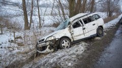 Nowy Dwór - Marzęcino: Rozbili auto i uciekli w pola. - 14.02.2018