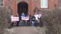 Dziewiąta pikieta Bogumiły Skóry przed malborskim sądem. Protest z Adamem Słomką! 