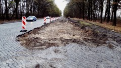 Kostka powoli znika z „Berlinki”. Kolejne zmiany w organizacji ruchu. 