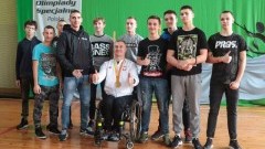  „Sport łamie bariery”: Jakub Tokarz spotkał się z młodzieżą w SOSW Malbork. 