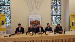 Konferencja na temat międzynarodowego turnieju siatkówki plażowej w&#8230;