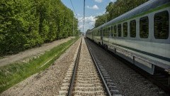 Pociągiem na Hel, Ustkę i do Łeby. Wakacyjne połączenia nad morze