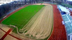 Piaskowanie murawy na Stadionie Miejskim w Malborku. Statystyki Rundy Jesiennej w pigułce 