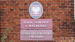 Malbork. Zarząd Powiatu z absolutorium. Oglądaj na żywo.