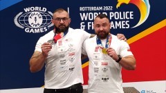 Nowy Dwór Gdański. Policjanci wygrali złoto i srebro podczas Mistrzostw Olimpijskich w wyciskaniu sztangi leżąc.
