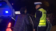 BARLEWICZKI: O KROK OD TRAGEDII! PIJANA 44-LATKA SZŁA ŚRODKIEM JEZDNI–&#8230;