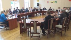 CZEMU SZKOŁA ZAKOŃCZYŁA JUŻ ROK SZKOLNY? IX SESJA RADY POWIATU SZTUMSKIEGO - 22.06.2015