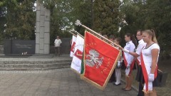 MIESZKAŃCY SZTUMU UCZCILI 76 ROCZNICĘ WYBUCHU II WOJNY ŚWIATOWEJ PO&#8230;