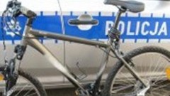 Elbląg.  Z poradnika kierowcy. W słuchawkach na rowerze - 25.04.2016