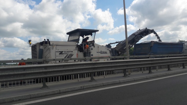 Budowa mostu w Malborku: Źle położony asfalt do zerwania. Rzecznik o terminie oddania inwestycji – 22.06.2017