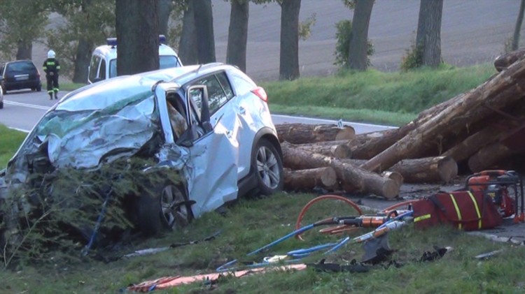 Powiat Sztumski: Tragiczne zderzenie z ciężarówką. Kierowca samochodu&#8230;