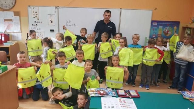 Cykl "Uczę się bezpieczeństwa", czyli spotkania malborskich policjantów…