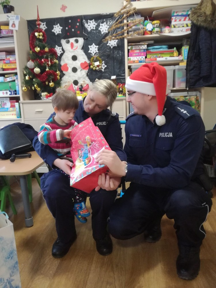 Elbląg: Kolejne, dobre uczynki policjantów. - 13.12.2017