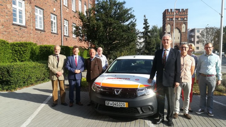  Joannici przekazali nowy samochód dla Stacji Socjalnej w Malborku