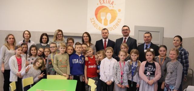 Wyremontowana stołówka w Zespole Szkół i Przedszkola w Miłoradzu.&#8230;