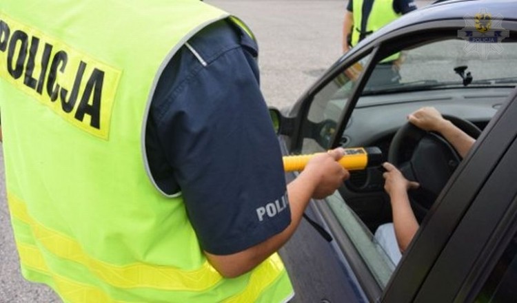 Senior za kółkiem miał 1,4 promila alkoholu w organizmie.