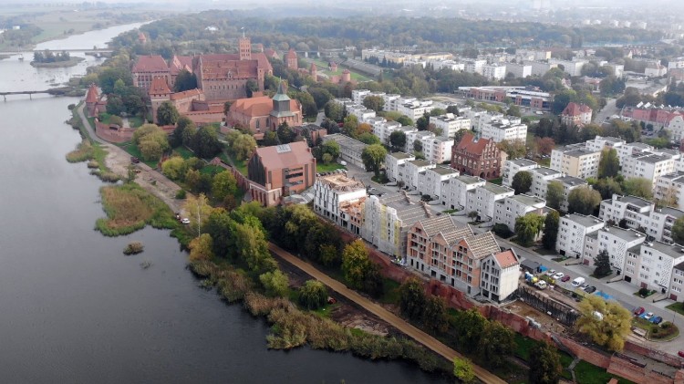 Budowa kamienic na Starym Mieście w Malborku - październik 2020 [foto,&#8230;