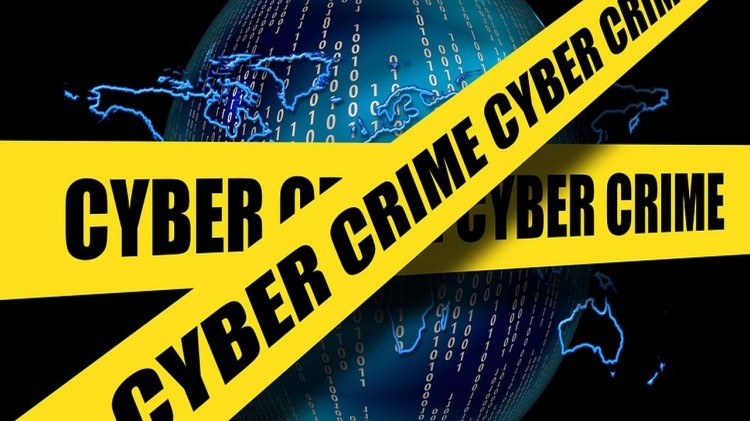 O bezpieczeństwie w cyberprzestrzeni. Wirtualne wykłady dla uczniów&#8230;