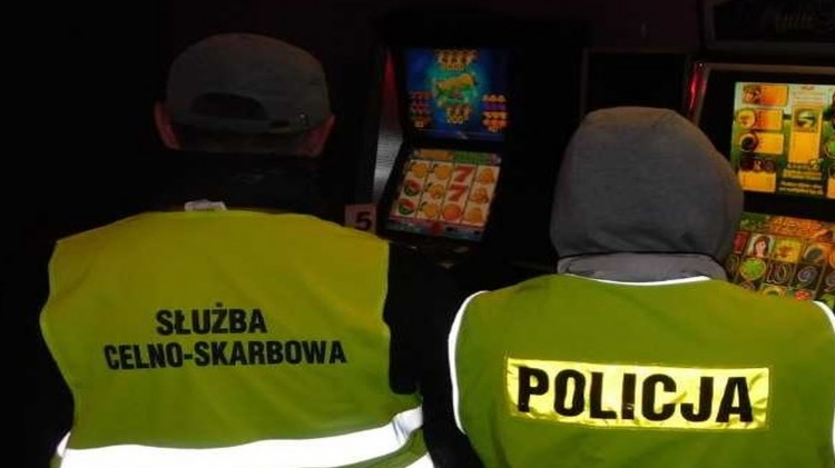 KAS zabezpieczyła nielegalne automaty do gier o wartości ponad 1 mln&#8230;
