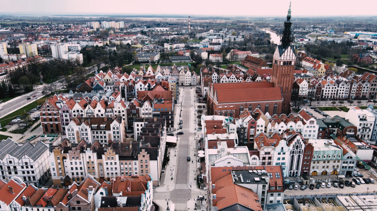 Elbląg. 120 metrów nad starówką. Katedra pw. Św. Mikołaja z drona