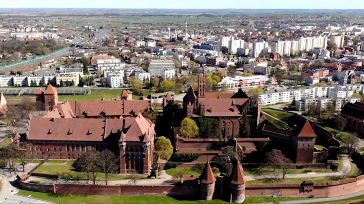 Malbork. Starostwo Powiatowe zachęca do wzięcia udziału w konsultacjach&#8230;