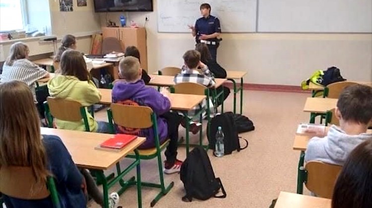 Sztum. Ty też możesz zostać policjantem – spotkania promujące służbę w policji.