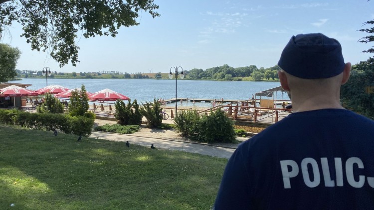 Sztum. Czy wiesz, jak zachować bezpieczeństwo podczas upałów i nad wodą?