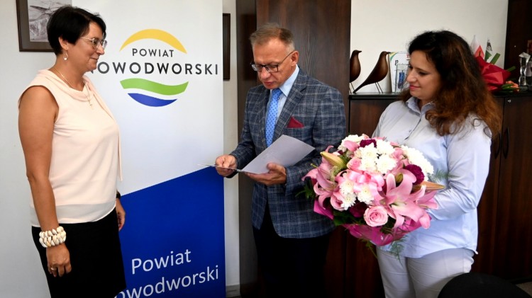 Nowy Dwór Gdański. Wręczono akty powierzenia stanowisk dyrektorów w placówkach oświatowych.