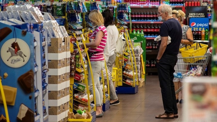 Drożyzna w sklepach wciąż nie odpuszcza. Eksperci: Pod koniec roku&#8230;