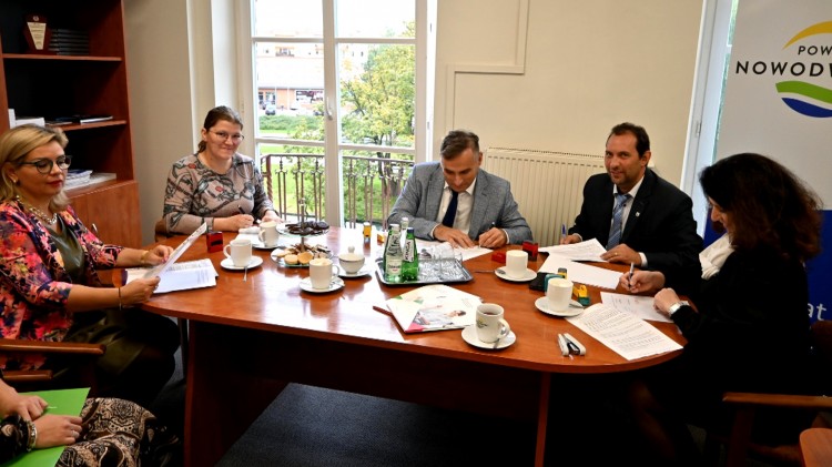 Nowy Dwór Gdański. Kolejne projekty poprawią jakość życia osób niepełnosprawnych.