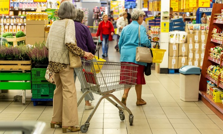 Ceny w sklepach znowu mocno wystrzeliły w górę. W październiku skoczyły&#8230;