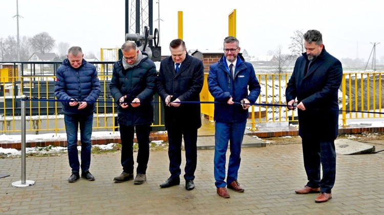 Nowy Dwór Gdański. Uroczyste otwarcie wrót przeciwsztormowych na rzece Tudze.