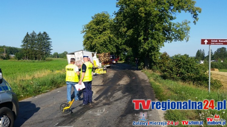 46-LETNI KIEROWCA BUSA ZGINĄŁ NA MIEJSCU PO ZDERZENIU Z TIREM NA TRASIE&#8230;