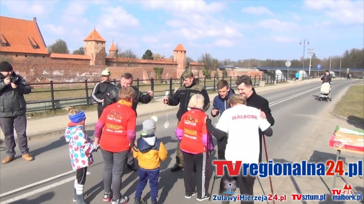 Sportowo dla płci pięknej. IV bieg oraz marsz Nordic Walking z okazji&#8230;