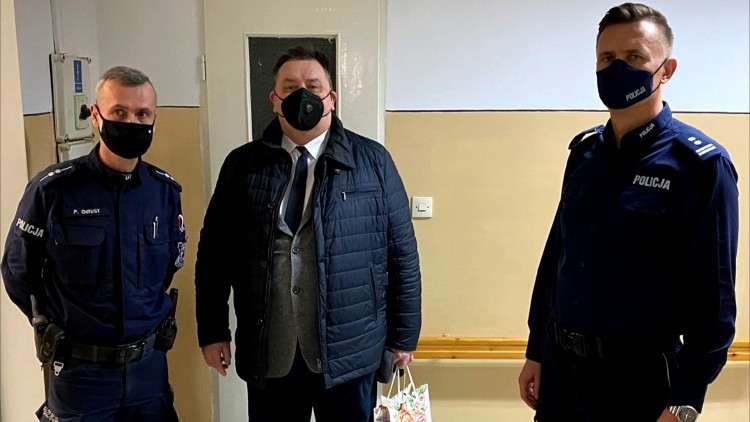 Gmina Stare Pole. Asp. Przemysław Chrust nowym Kierownikiem Posterunku Policji.