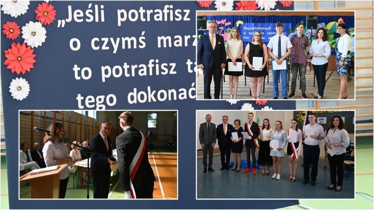 Nowy Dwór Gdański. Stypendia starosty dla najlepszych uczniów na zakończenie roku szkolnego.