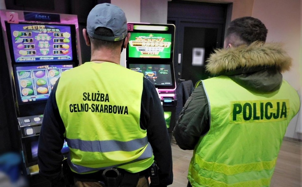 Nowy wygląd i lepsza izolacja cieplna. Zakończono termomodernizację liceum w Nowym Dworze Gdańskim