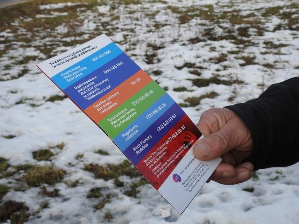 Nowy Dwór Gdański. Kampania informacyjna w ramach Tygodnia Pomocy Osobom Pokrzywdzonym Przestępstwem.
