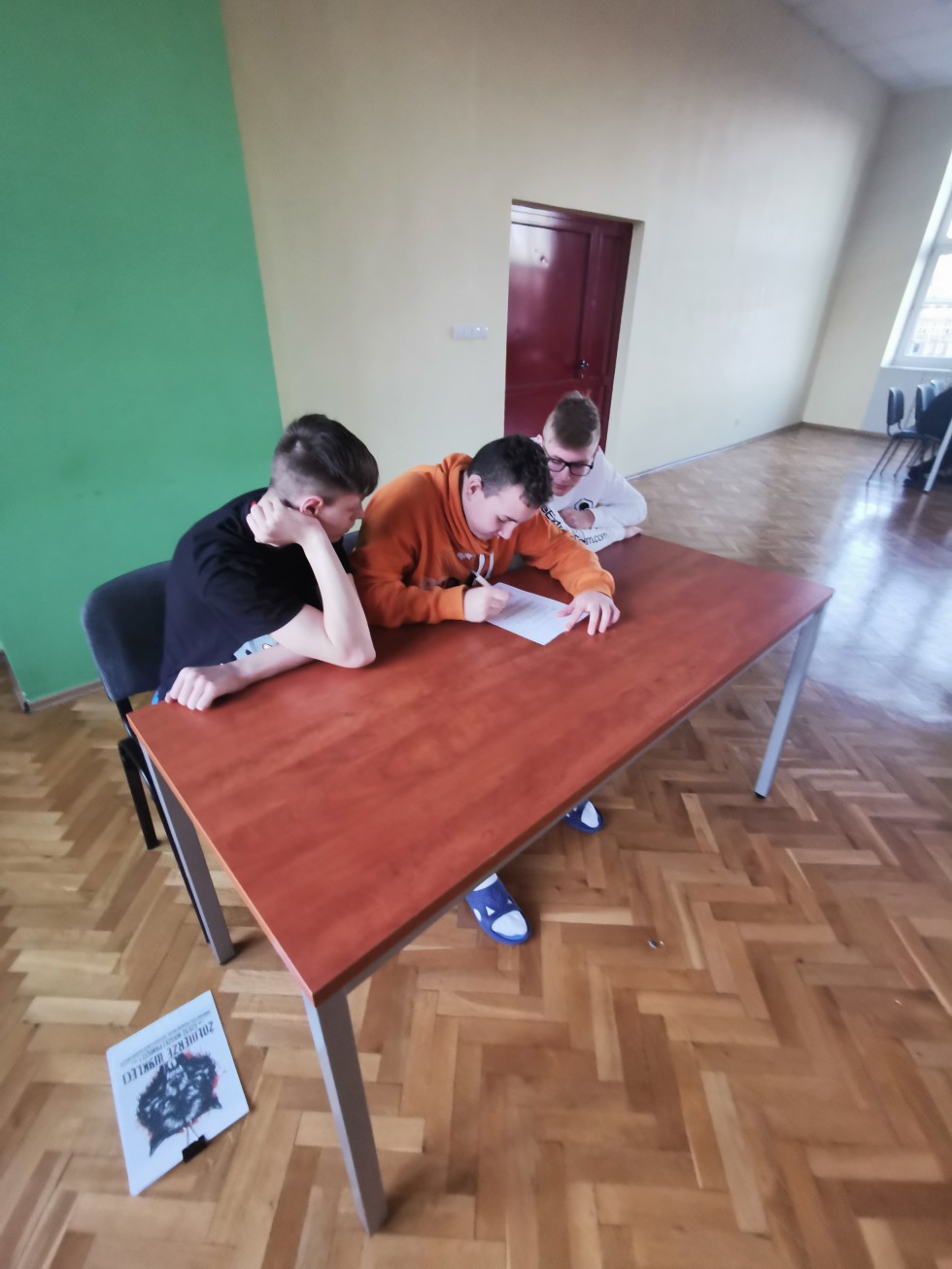 Malbork. Wychowankowie MOW uczcili Narodowy Dzień Pamięci o Żołnierzach Wyklętych.