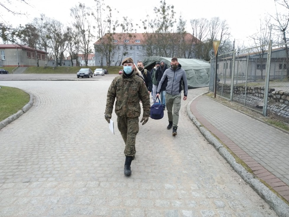 Malbork. Kolejni ochotnicy założyli mundur 7 Pomorskiej Brygady Obrony Terytorialnej.