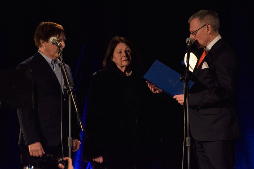 Nowy Dwór Gdański. Nagrody Burmistrza wręczone. Wśród laureatów śp. dr Stanisław Kusiak.