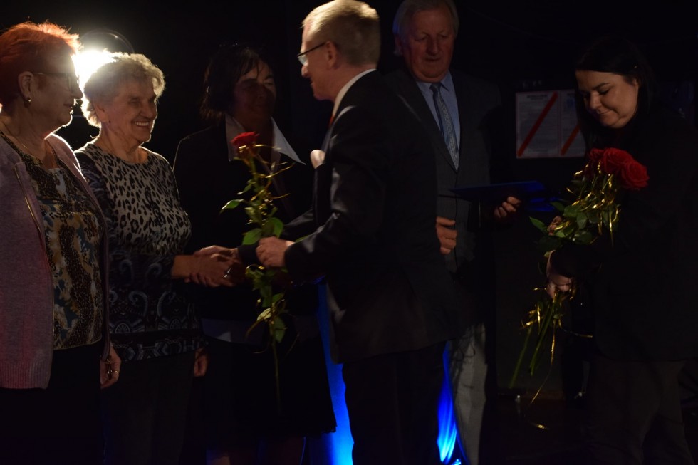 Nowy Dwór Gdański. Nagrody Burmistrza wręczone. Wśród laureatów śp. dr Stanisław Kusiak.