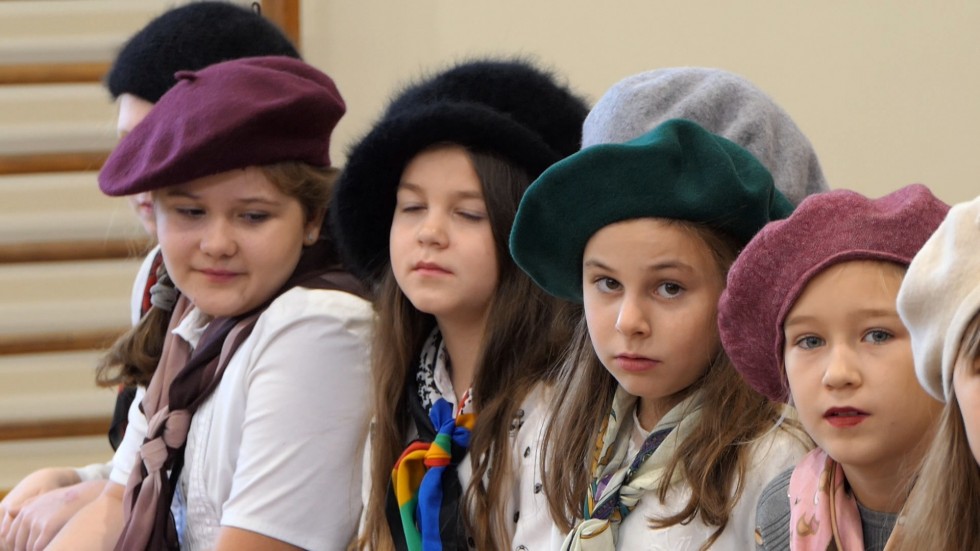 Rozkwitały pąki białych róż... - recital patriotyczny w SP w Nowej Wsi Malborskiej.