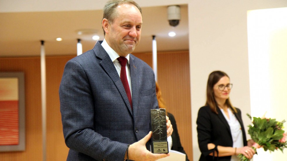 Uroczysta gala konkursu Nauczyciel Pomorza Roku 2021 – wśród laureatów nauczycielka z Lubieszewa.