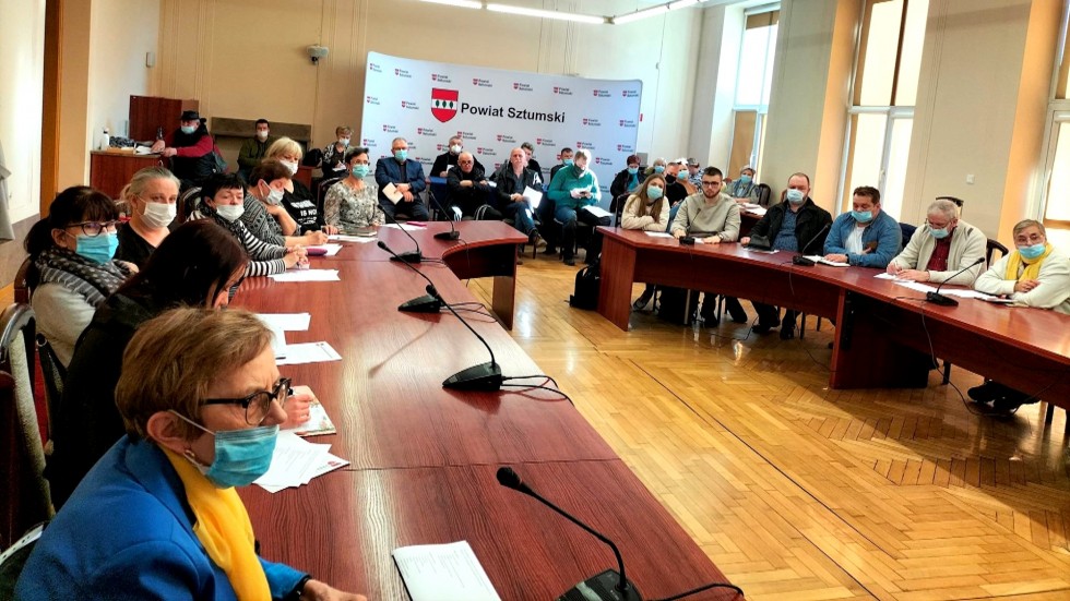 Sztum. Narada w sprawie Ukrainy - sprawdź, gdzie na terenie powiatu prowadzone są zbiórki.
