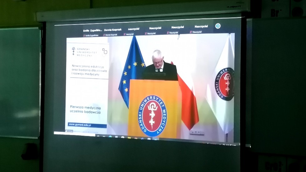 Malbork. Młodzieżowe Spotkania z Medycyną w II LO.